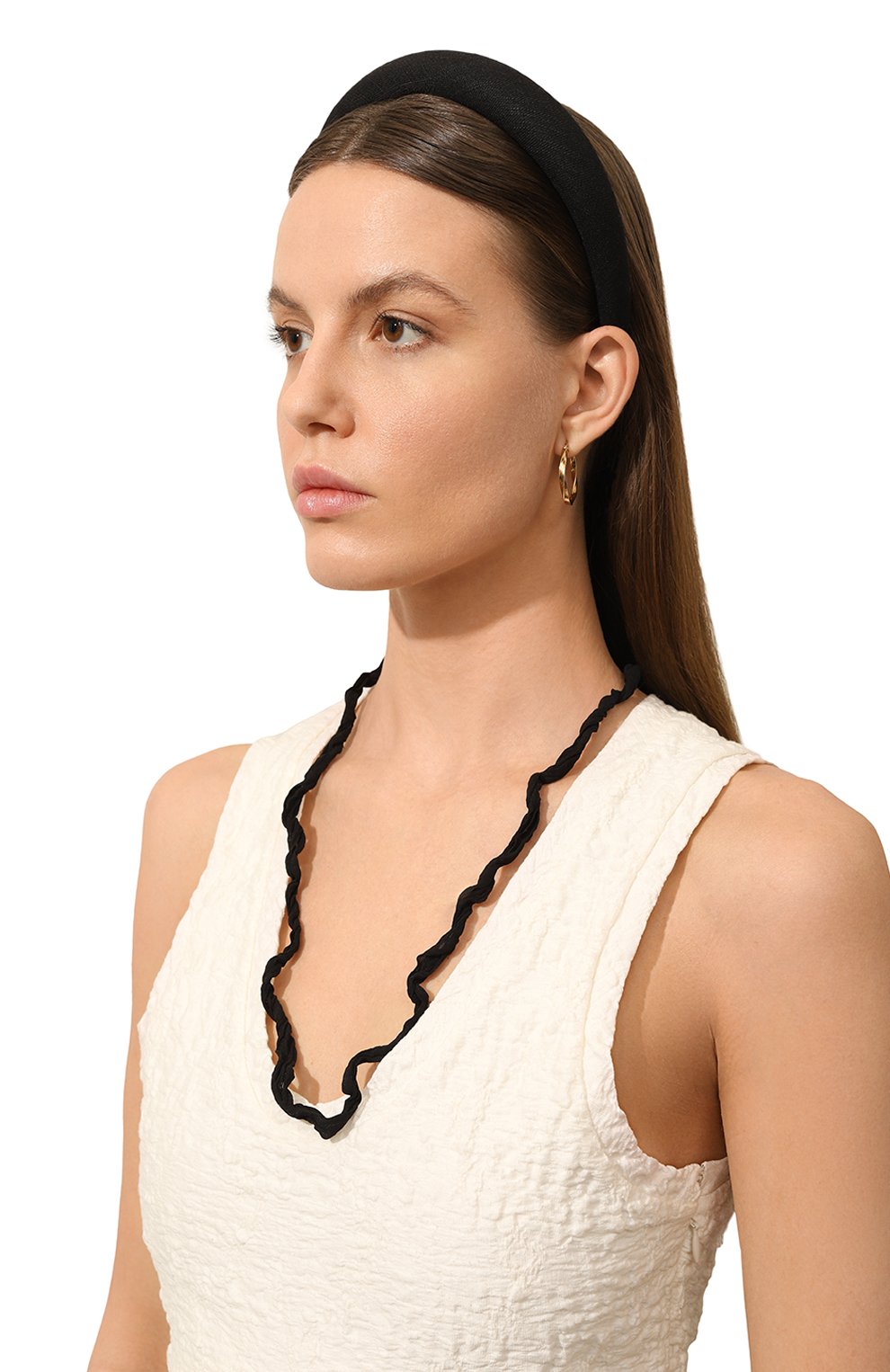 Ободок для волос ALEXANDRE DE PARIS черного цвета по цене 16290 руб., арт. THB30A-1T-P24 N, фото 2 Ободок для волос ALEXANDRE DE PARIS, арт. THB30A-1T-P24 N, фото 2