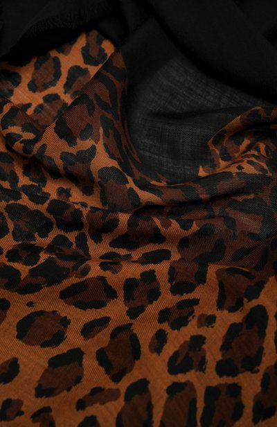Шерстяной палантин SAINT LAURENT леопардового цвета по цене 104500 руб., арт. 836271/3Y200, фото 3 Шерстяной палантин SAINT LAURENT, арт. 836271/3Y200, фото 3
