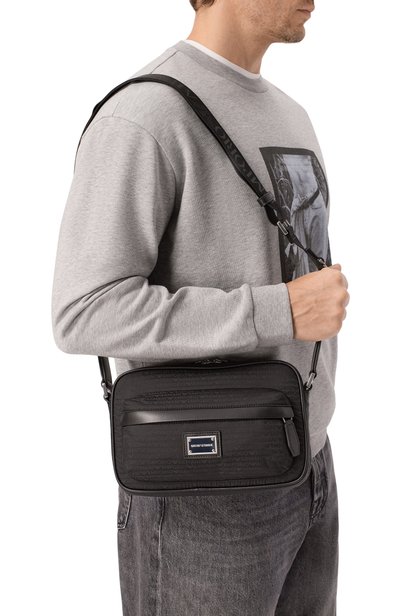 Сумка EMPORIO ARMANI черного цвета по цене 39950 руб., арт. EM007026/AF28660, фото 2 Сумка EMPORIO ARMANI, арт. EM007026/AF28660, фото 2
