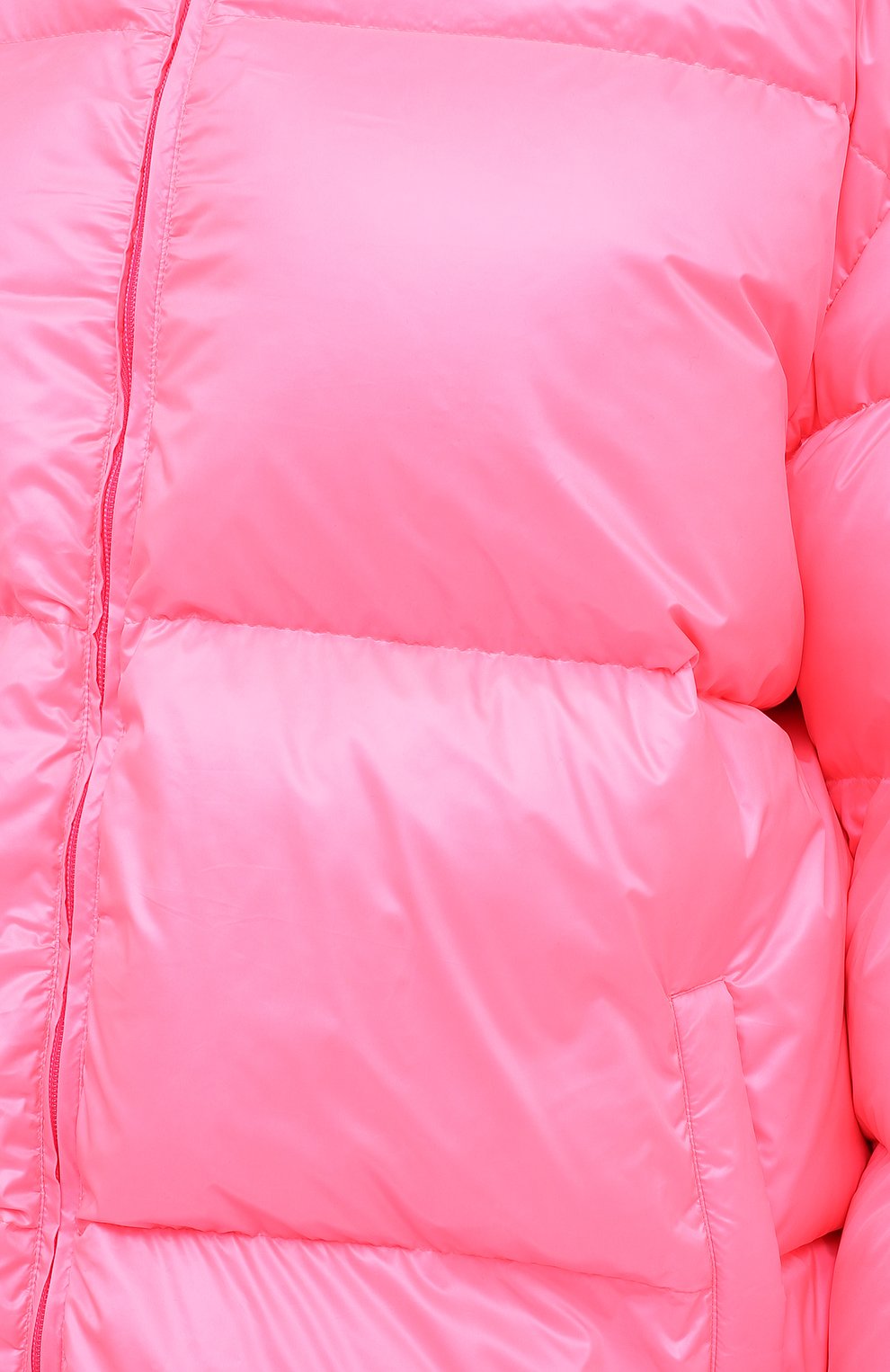 Пуховик VALENTINO розового цвета по цене 288500 руб., арт. UV3CNB106GM, фото 5 Пуховик VALENTINO, арт. UV3CNB106GM, фото 5
