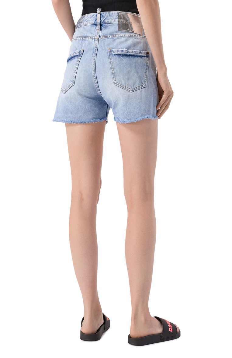 Женские джинсовые шорты DSQUARED2 голубого цвета, арт. S75MU0495/S30309 | Фото 4 (Материал внешний: Хлопок, Деним; Материал сплава: Проставлено; Драгоценные камни: Проставлено; Длина Ж (юбки, платья, шорты): Мини; Стили: Гранж; Кросс-КТ: Деним)