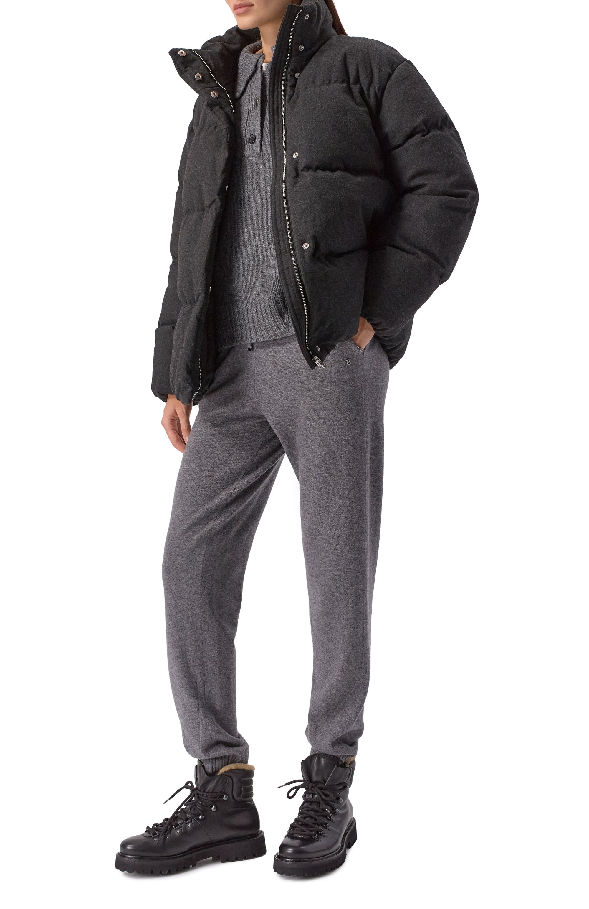 Пуховик HUGO темно-серого цвета по цене 47950 руб., арт. 50547223, фото 2 Пуховик HUGO, арт. 50547223, фото 2