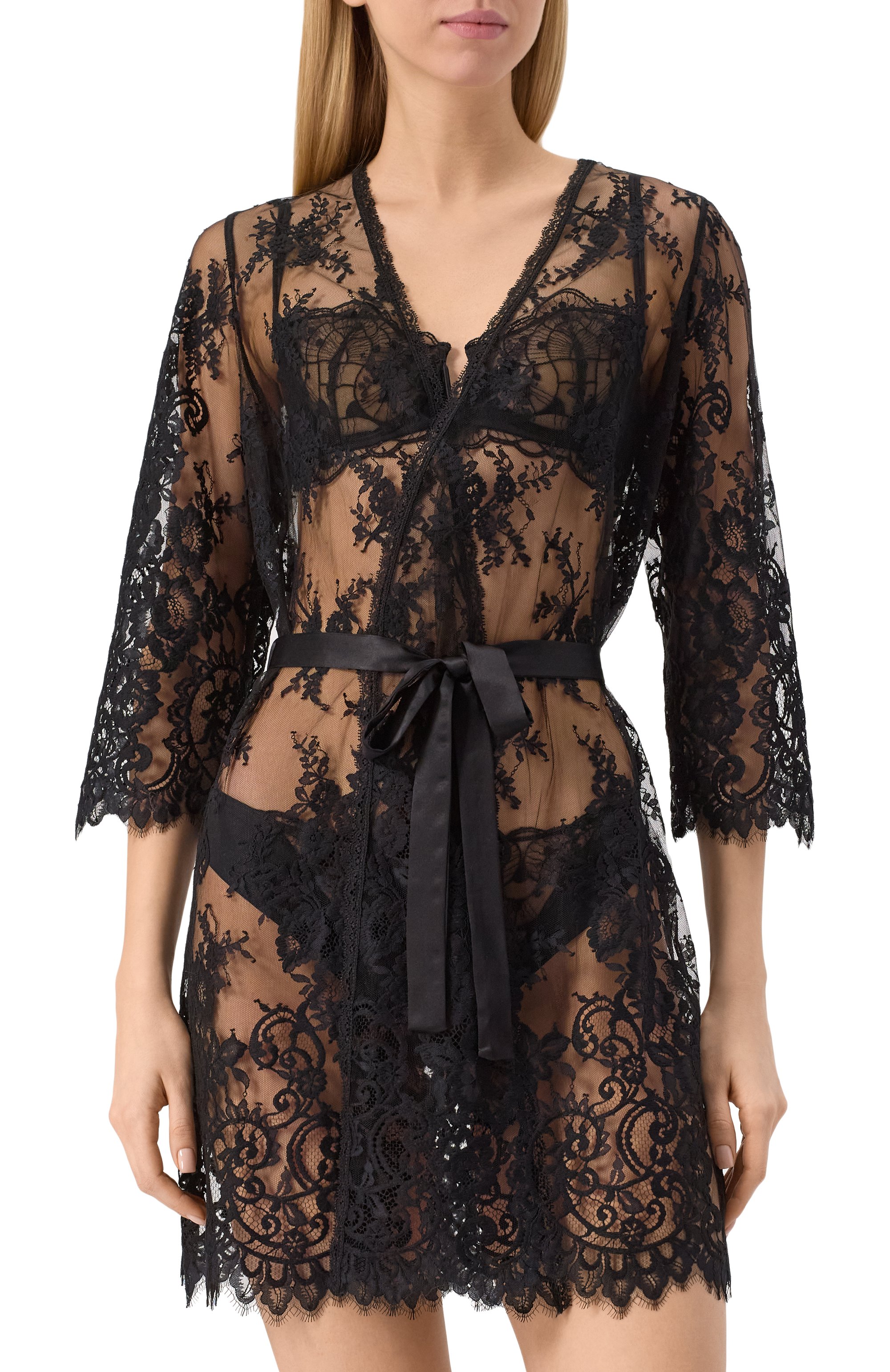 Халат LISE CHARMEL черного цвета по цене 38190 руб., арт. ALJ2035, фото 3 Халат LISE CHARMEL, арт. ALJ2035, фото 3