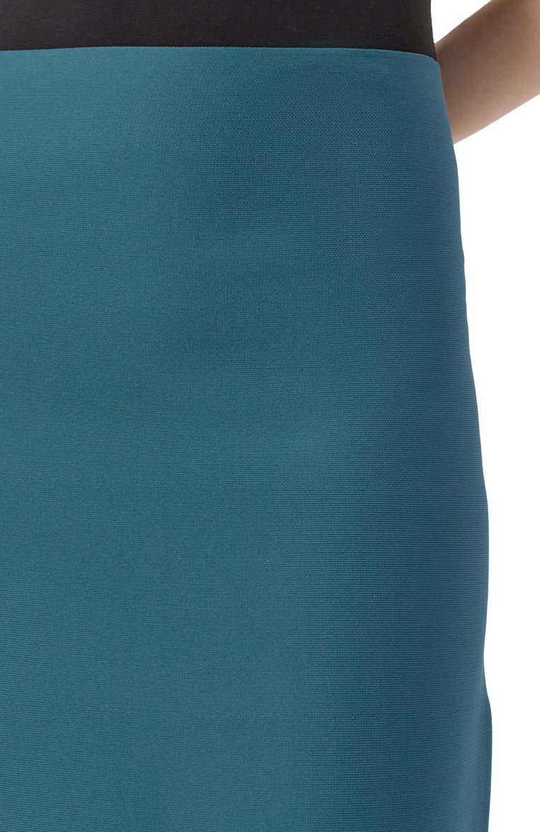 Женская юбка JIL SANDER бирюзового цвета, арт. J03MA0236/J19155 | Фото 5 (Автоматизация состава: Проставлено; Автоматизация ТО: Проставлено; Материал внешний: Синтетический материал; Длина Ж (юбки, платья, шорты): До колена; Стили: Кэжуэл; Женское Кросс-КТ: Юбка-одежда)