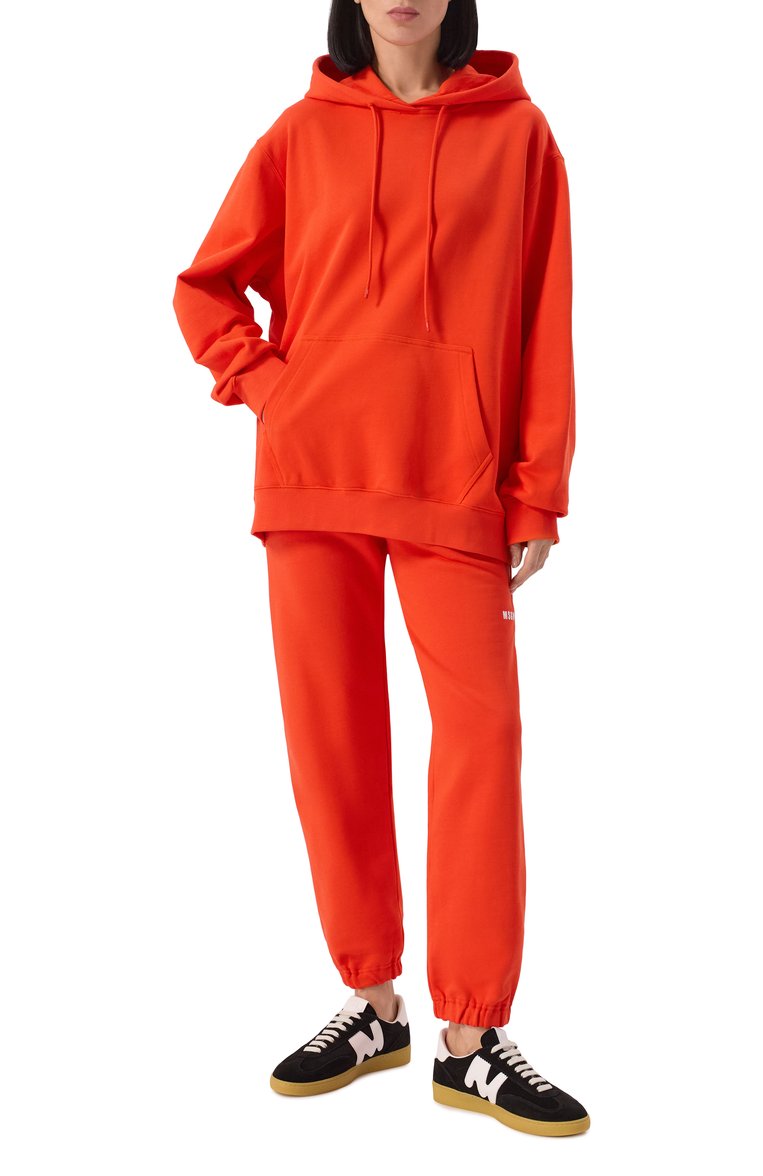 Женские хлопковые джоггеры MSGM красного цвета, арт. 3841MDP500/257000 | Фото 2 (Длина (брюки, джинсы): Стандартные; Материал внешний: Хлопок; Материал сплава: Проставлено; Драгоценные камни: Проставлено; Женское Кросс-КТ: Брюки-одежда, Джоггеры - брюки; Стили: Спорт-шик)