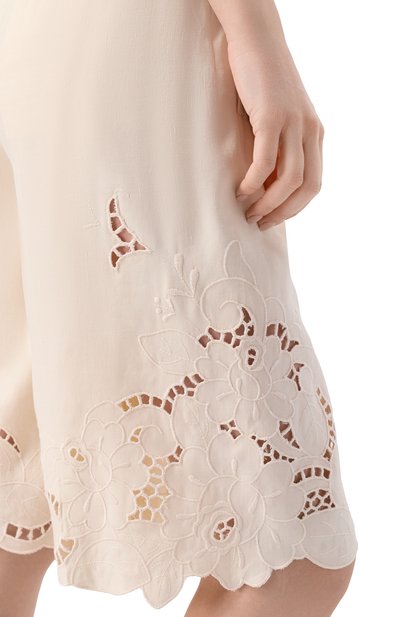 Шорты из вискозы и льна ERIKA CAVALLINI кремового цвета по цене 67300 руб., арт. P6SL11, фото 5 Шорты из вискозы и льна ERIKA CAVALLINI, арт. P6SL11, фото 5