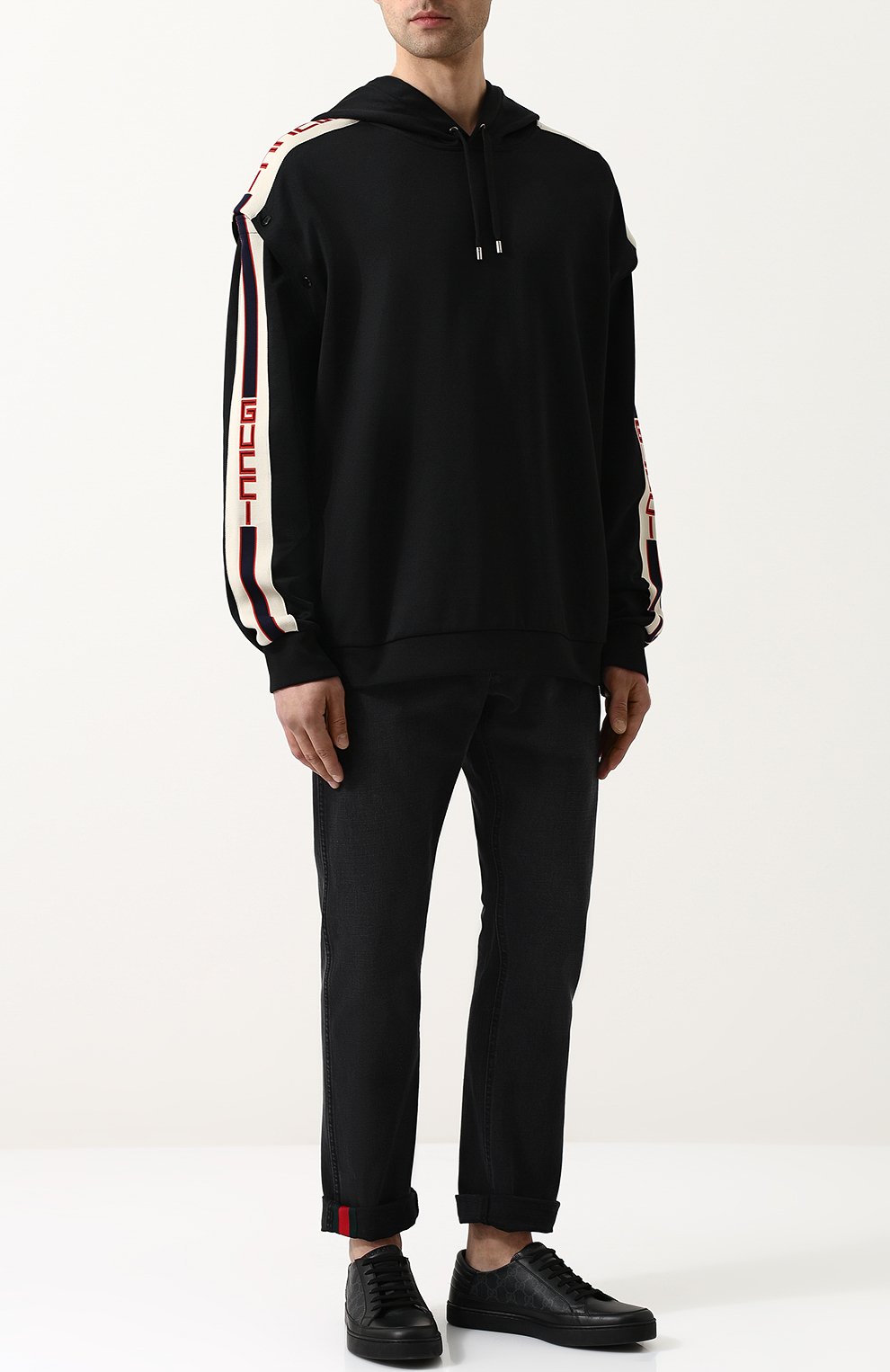 Худи с контрастной отделкой и отстегивающимися рукавами GUCCI черного цвета по цене 79950 руб., арт. 475354/X5U11, фото 2 Худи с контрастной отделкой и отстегивающимися рукавами GUCCI, арт. 475354/X5U11, фото 2