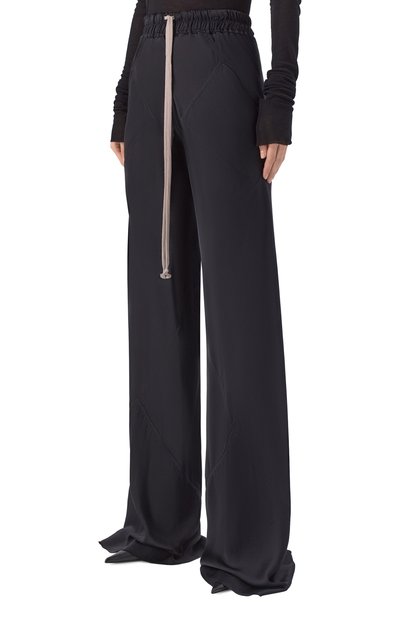 Брюки RICK OWENS черного цвета по цене 75300 руб., арт. RP02F5304/SCH, фото 3 Брюки RICK OWENS, арт. RP02F5304/SCH, фото 3