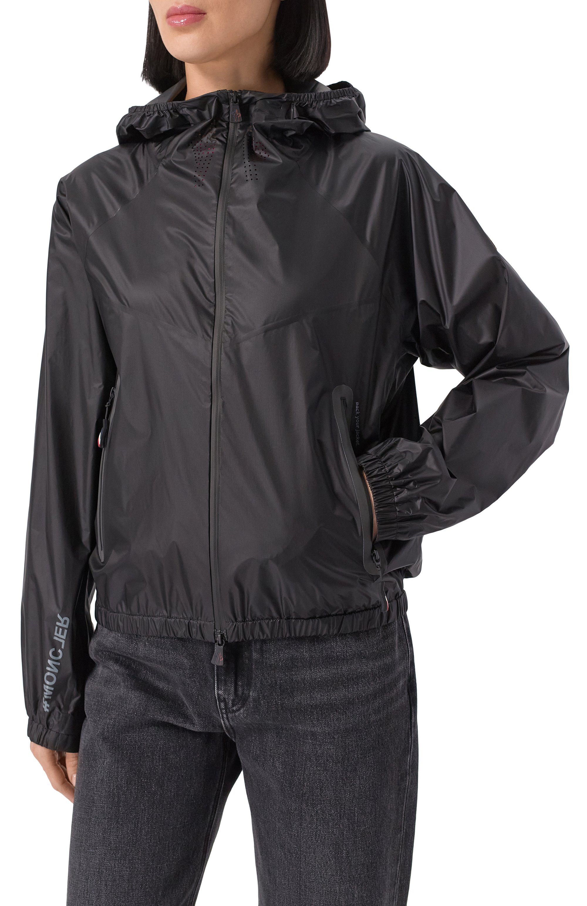 Ветровка MONCLER GRENOBLE черного цвета по цене 144000 руб., арт. 1A000035/35955, фото 3 Ветровка MONCLER GRENOBLE, арт. 1A000035/35955, фото 3