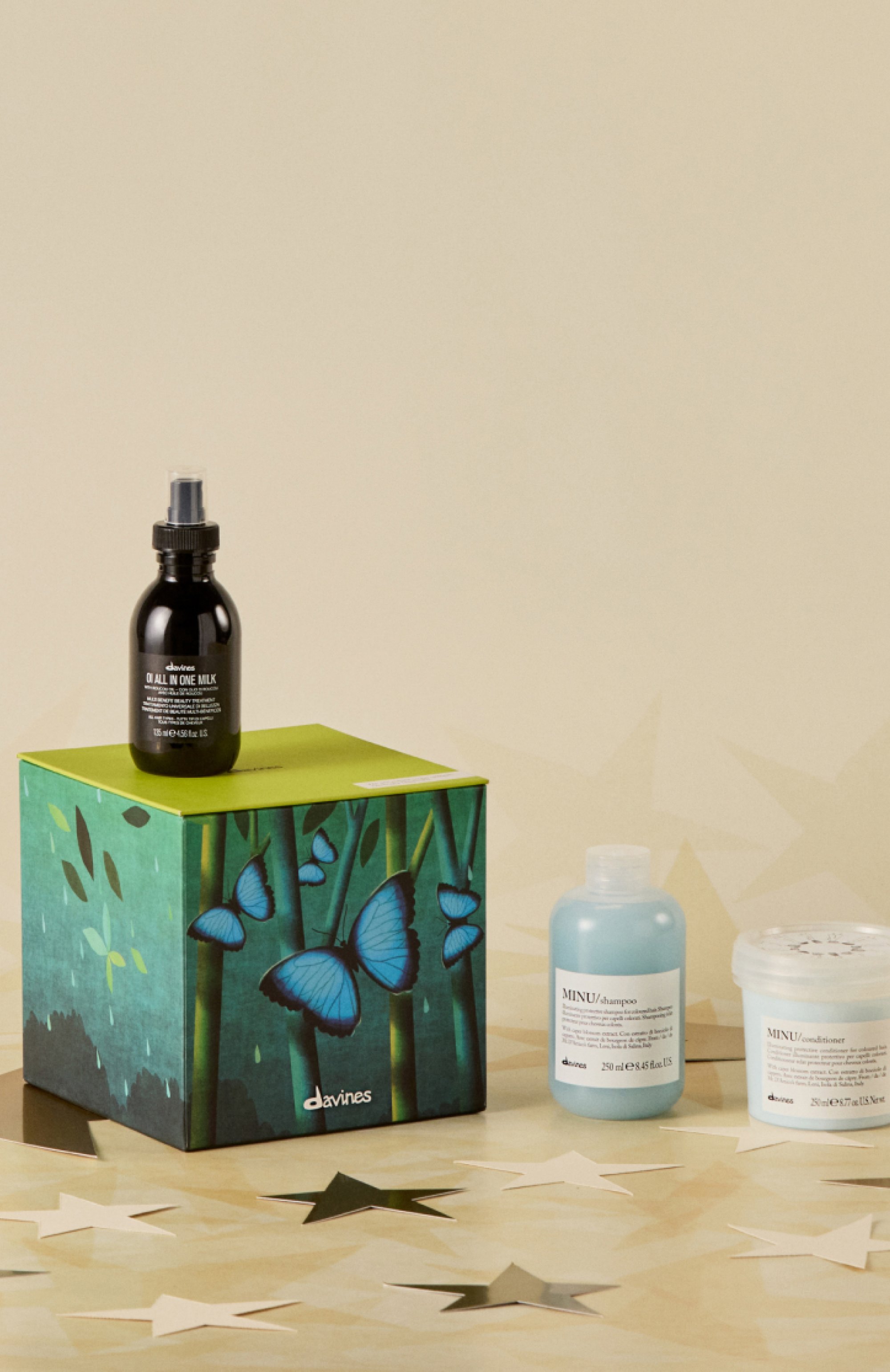 Набор minu 2025 magical rainforest (2x250+135ml) DAVINES бесцветного цвета по цене 11880 руб., арт. 75730, фото 2 Набор minu 2025 magical rainforest (2x250+135ml) DAVINES, арт. 75730, фото 2