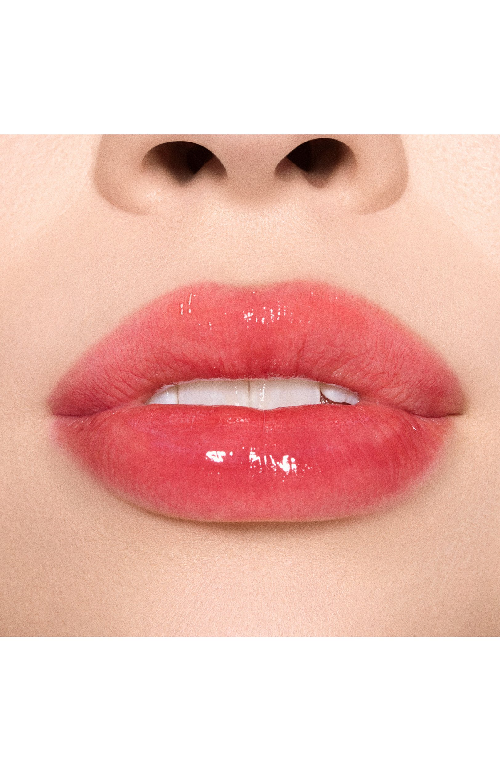 Тинт для губ lustreglass stainglass lip tint, оттенок xoxo (3ml) MAC цвета по цене 3250 руб., арт. SB47-08, фото 4 Тинт для губ lustreglass stainglass lip tint, оттенок xoxo (3ml) MAC, арт. SB47-08, фото 4