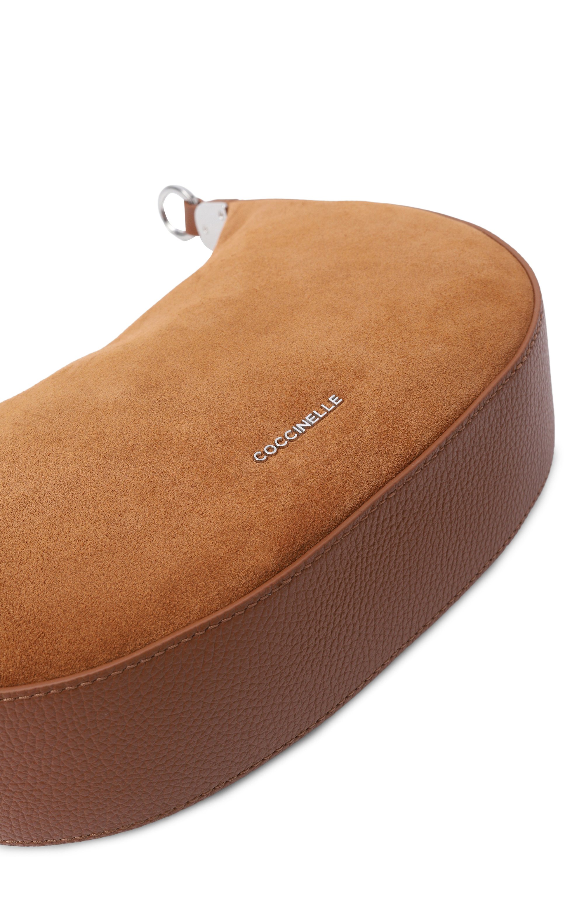 Сумка fujiko COCCINELLE коричневого цвета по цене 27300 руб., арт. E5 U8L 53 01 01, фото 6 Сумка fujiko COCCINELLE, арт. E5 U8L 53 01 01, фото 6