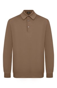 Коричневый