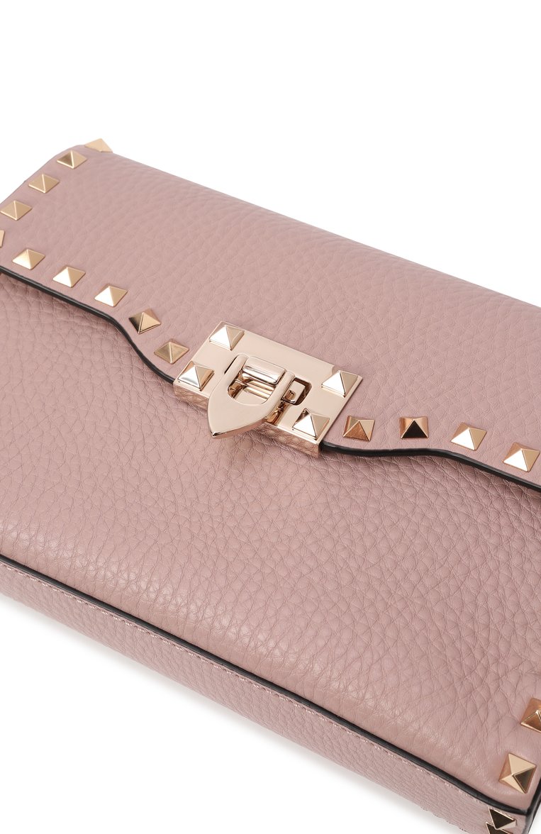 Женская сумка rockstud small VALENTINO светло-бежевого цвета, арт. 6W2B0181/VSF | Фото 3 (Размер: small; Ремень/цепочка: На ремешке; Материал: Натуральная кожа)