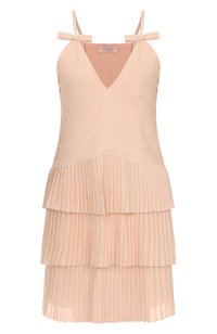 Светло-розовый