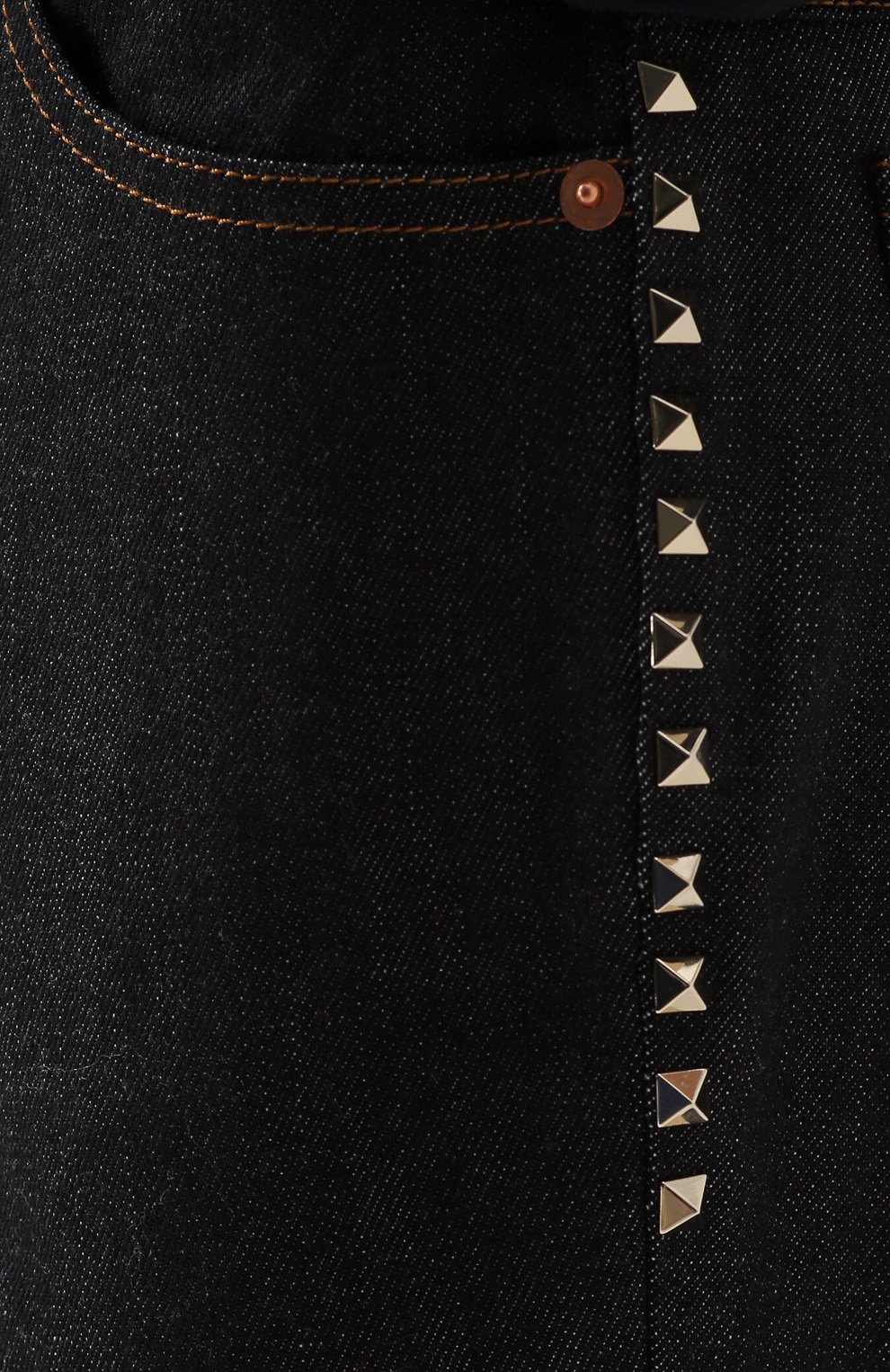 Джинсы прямого кроя с контрастной прострочкой и декоративными шипами VALENTINO, арт. MB3DD03L/2HN, фото 5