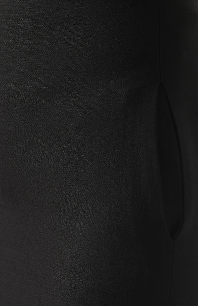 Юбка из смеси шерсти и шелка VALENTINO черного цвета по цене 133500 руб., арт. SB0RA5751CF, фото 5 Юбка из смеси шерсти и шелка VALENTINO, арт. SB0RA5751CF, фото 5