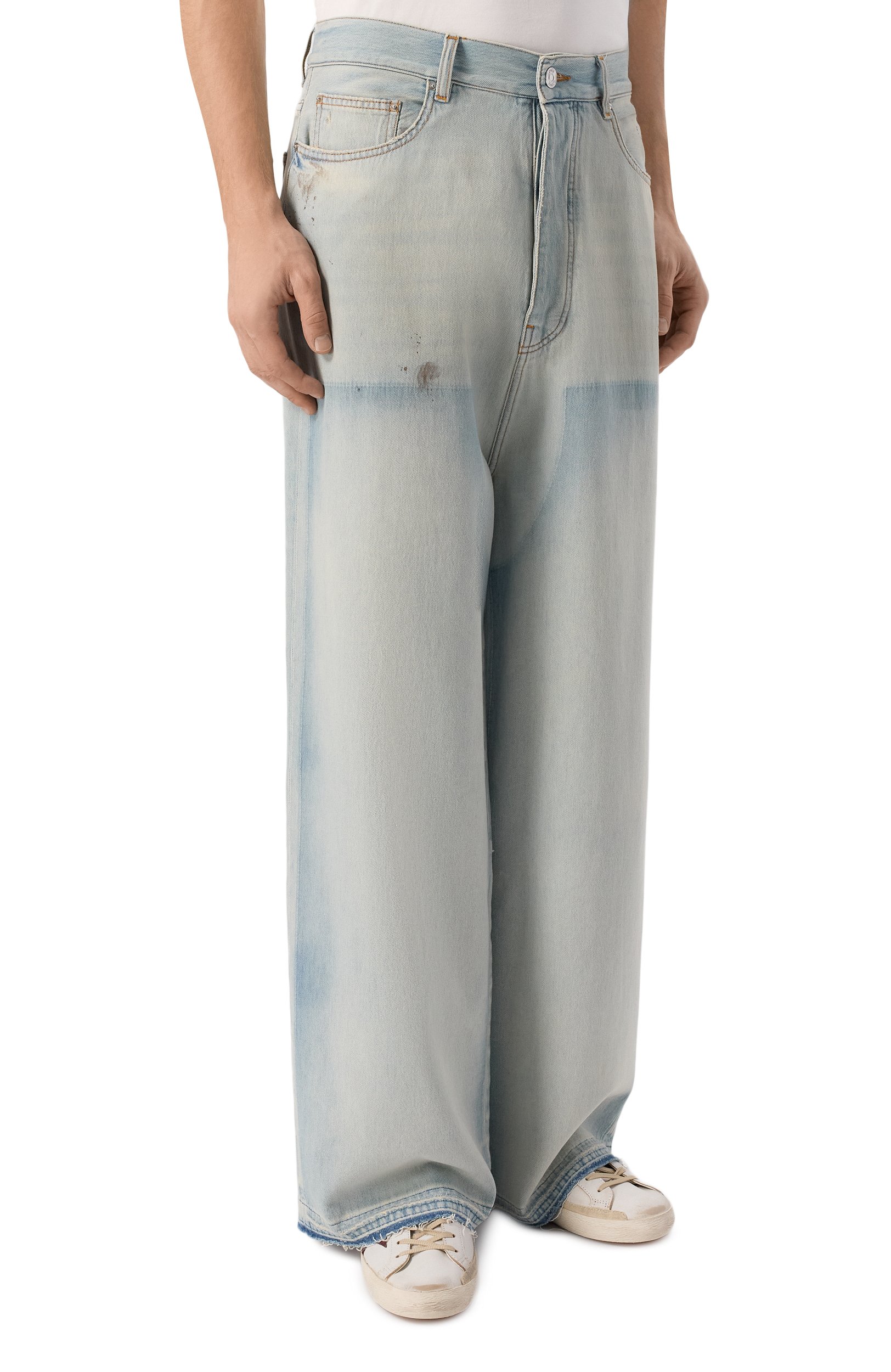 Джинсы AMIRI голубого цвета по цене 95650 руб., арт. AMBMJE1136, фото 3 Джинсы AMIRI, арт. AMBMJE1136, фото 3