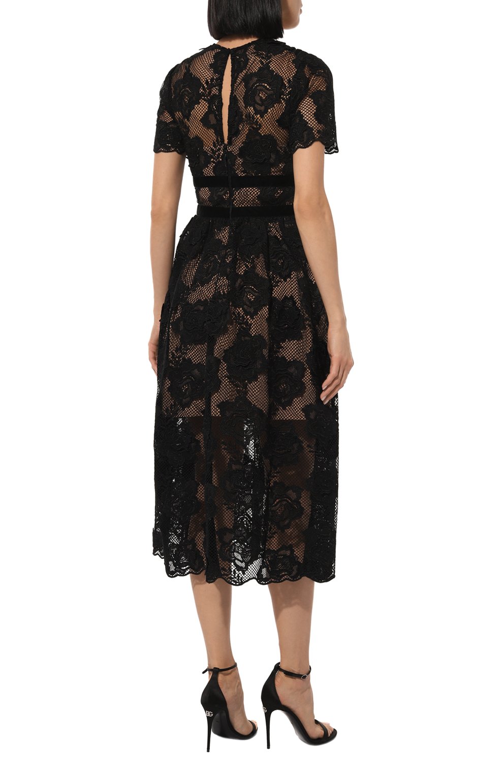 Платье SELF-PORTRAIT черного цвета по цене 68000 руб., арт. AW24-017M-B, фото 4 Платье SELF-PORTRAIT, арт. AW24-017M-B, фото 4