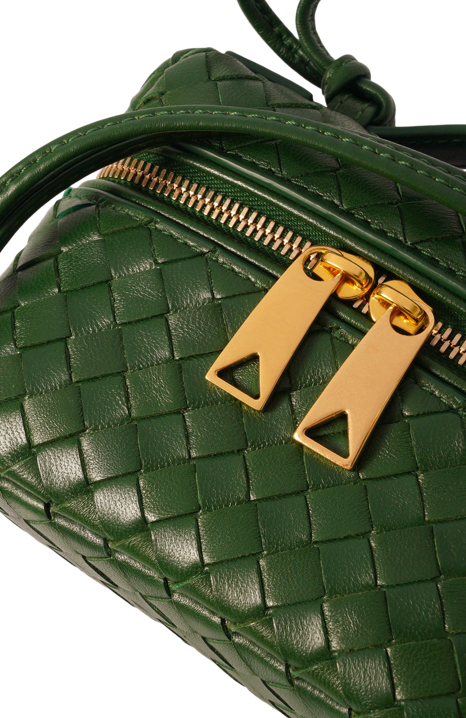 Сумка candy bang bang BOTTEGA VENETA зеленого цвета по цене 197000 руб., арт. 875454/V0HW0, фото 6 Сумка candy bang bang BOTTEGA VENETA, арт. 875454/V0HW0, фото 6