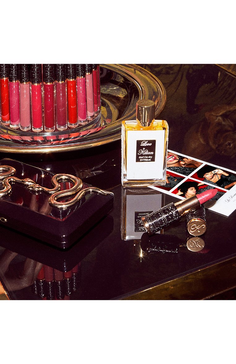Жидкая матовая помада prohibited rouge (3ml) KILIAN PARIS  цвета, арт. 3700550221906 | Фото 7 (Финишное покрытие: Матовый; Региональные ограничения белый список (Axapta Mercury): Не проставлено; Нос: Не проставлено)