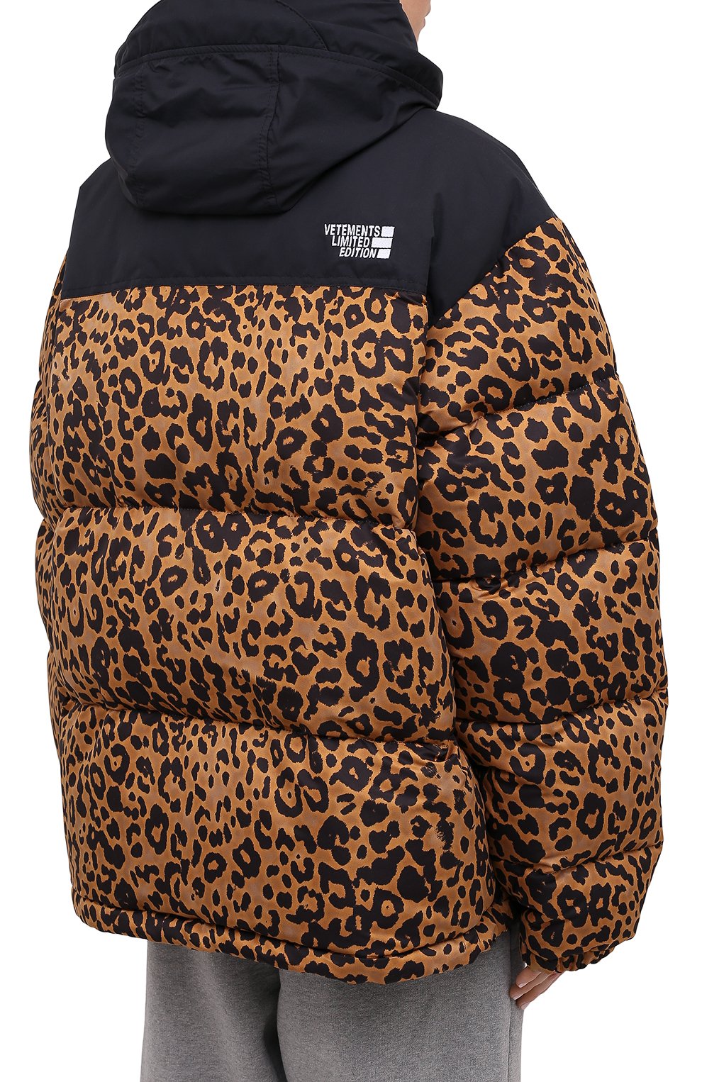 Пуховая куртка VETEMENTS, арт. UE51JA550L 1324/W, фото 6