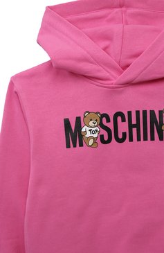 Детский хлопковое худи MOSCHINO фуксия цвета, арт. HUF07I/LCA58/4A-8A | Фото 3 (Рукава: Длинные; Материал сплава: Проставлено; Материал внешний: Хлопок; Драгоценные камни: Проставлено; Девочки Кросс-КТ: Худи-одежда)