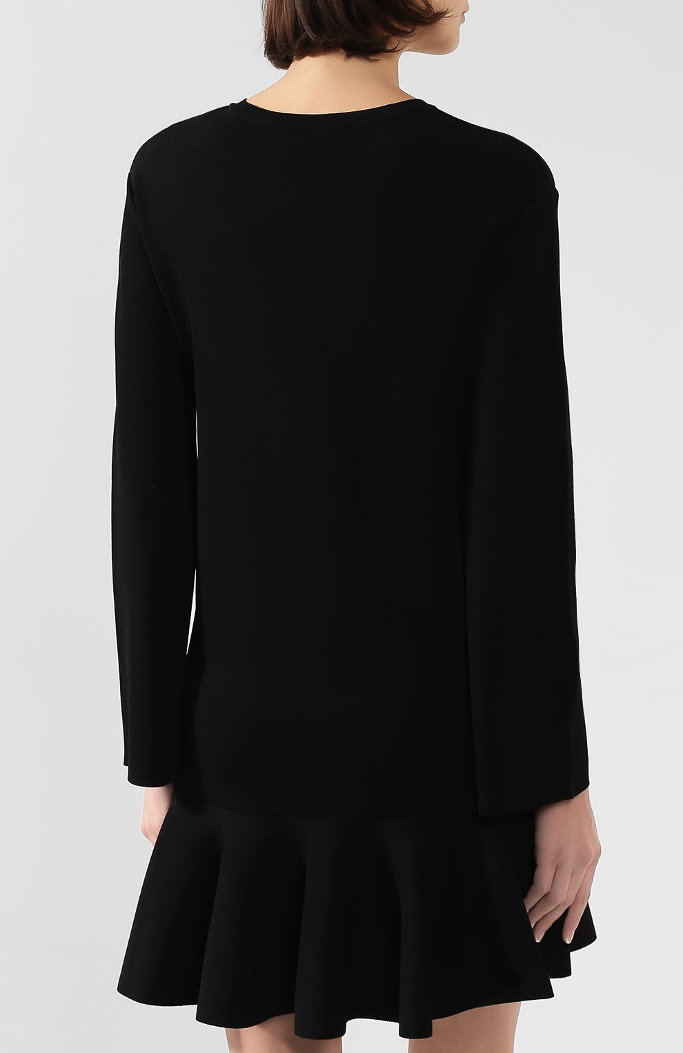 Платье из вискозы VALENTINO черного цвета по цене 376500 руб., арт. SB0KDA48500, фото 4 Платье из вискозы VALENTINO, арт. SB0KDA48500, фото 4