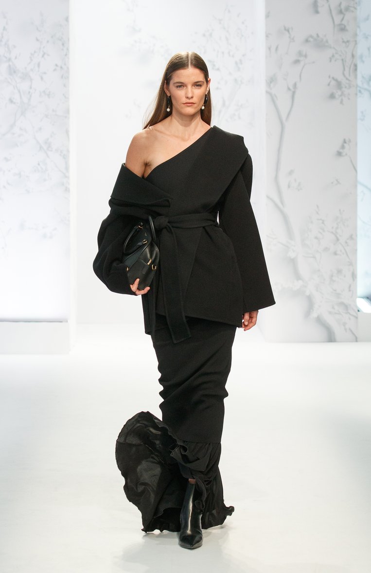 Женское шерстяное полупальто BALENCIAGA черного цвета, арт. 808945/TRU30 | Фото 7 (1-2-бортные: Однобортные; Рукава: Длинные; Материал внешний: Шерсть; Стили: Кэжуэл; Длина (верхняя одежда): До середины бедра)