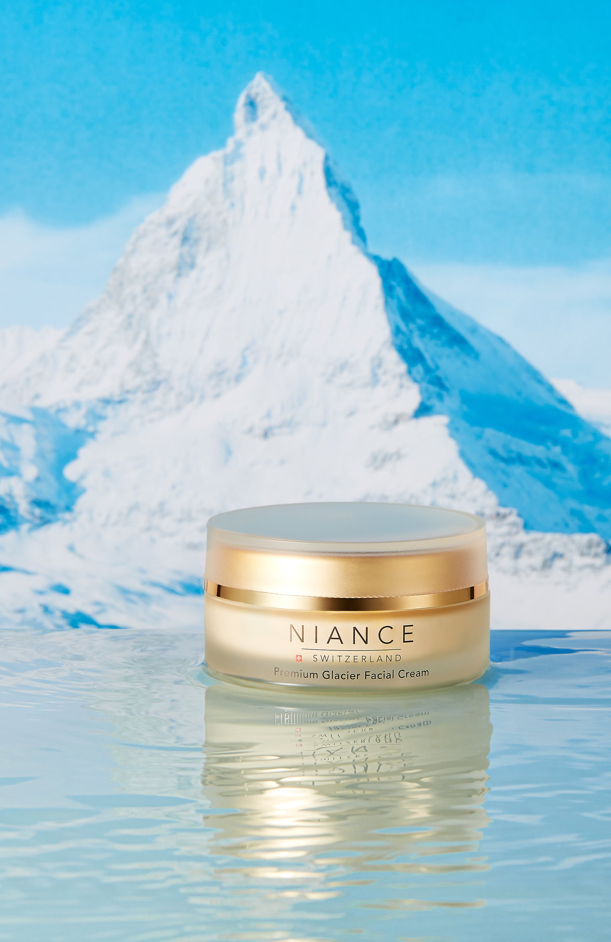 Омолаживающий крем для лица premium glacier facial cream (50ml) NIANCE бесцветного цвета по цене 67100 руб., арт. 7640131910071, фото 4 Омолаживающий крем для лица premium glacier facial cream (50ml) NIANCE, арт. 7640131910071, фото 4