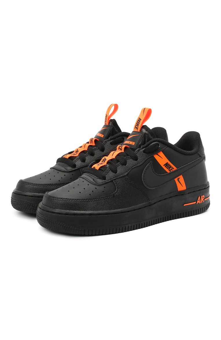 Nike Air Force 1 LV8