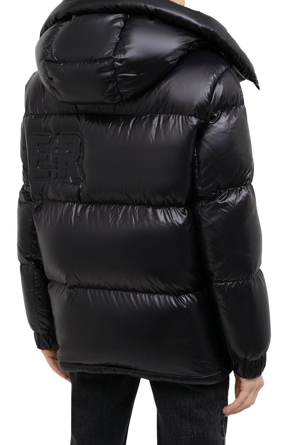 Пуховик MONCLER черного цвета по цене 171000 руб., арт. F2-093-1A52E-40-68991, фото 5 Пуховик MONCLER, арт. F2-093-1A52E-40-68991, фото 5