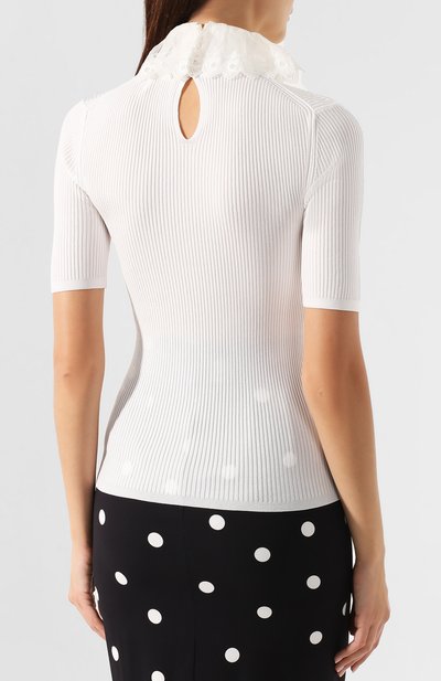 Топ CHLOÉ белого цвета по цене 88600 руб., арт. CHC19AMP77760, фото 4 Топ CHLOÉ, арт. CHC19AMP77760, фото 4