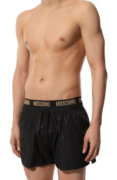 Мужские плавки-шорты MOSCHINO черного цвета, арт. A4218/9305 | Фото 2 (Принт: Без принта; Материал внешний: Синтетический материал; Материал сплава: Проставлено; Нос: Не проставлено; Мужское Кросс-КТ: плавки-шорты)