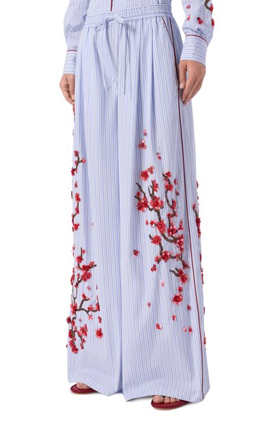 Хлопковые брюки DOLCE & GABBANA голубого цвета по цене 990000 руб., арт. FTDJEZ/GDDR0, фото 3 Хлопковые брюки DOLCE & GABBANA, арт. FTDJEZ/GDDR0, фото 3