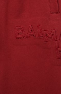 Детские хлопковые джоггеры BALMAIN бордового цвета, арт. BT6Q20 | Фото 3 (Материал сплава: Проставлено; Нос: Не проставлено; Материал внешний: Хлопок; Мальчики Кросс-КТ: Джоггеры-одежда; Ростовка одежда: 12 лет | 152 см, 10 - 11 лет | 140 - 146см, 13 - 15 лет | 158 см, 6 лет | 116 см, 8 лет | 128 см)