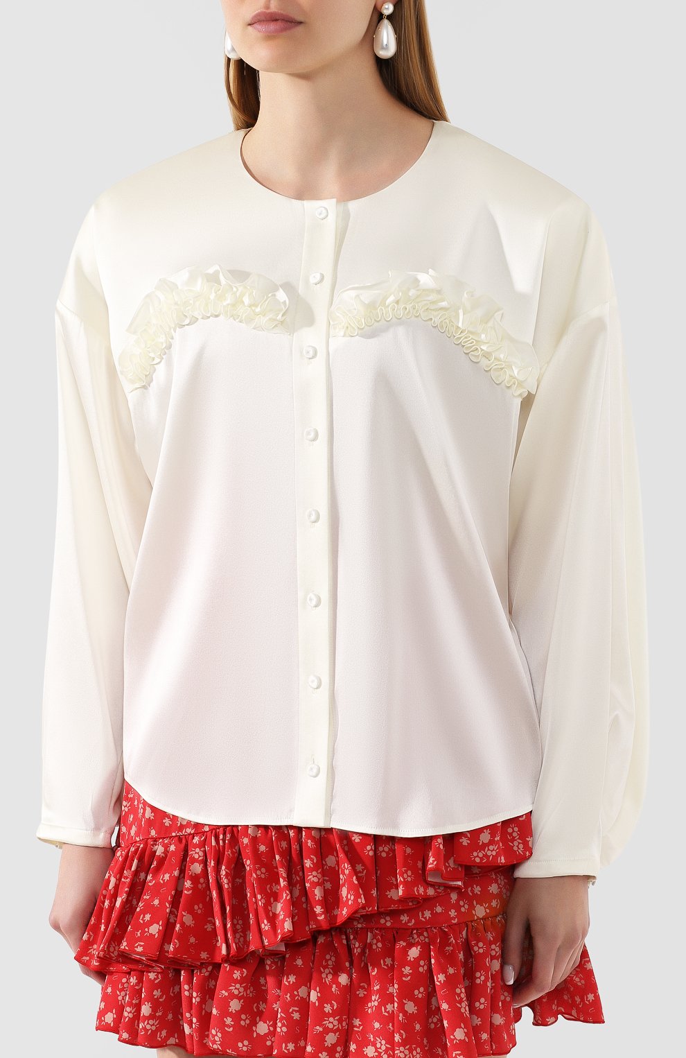 Атласная рубашка ULYANA SERGEENKO бежевого цвета по цене 85000 руб., арт. CMA004FW19P (1493т19), фото 3 Атласная рубашка ULYANA SERGEENKO, арт. CMA004FW19P (1493т19), фото 3
