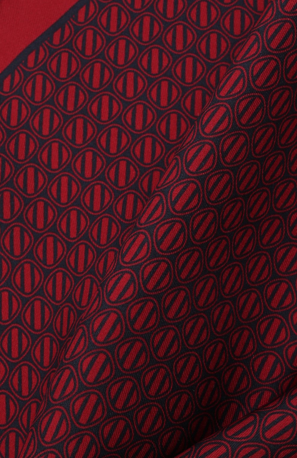 Шелковый платок ZEGNA красного цвета по цене 11350 руб., арт. Z2J06A/39A, фото 2 Шелковый платок ZEGNA, арт. Z2J06A/39A, фото 2