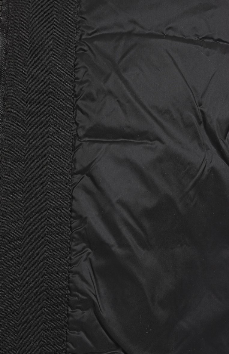 Мужской комбинированный кардиган MONCLER черного цвета, арт. 9B00005/M1367 | Фото 7 (Рукава: Длинные; Длина (для топов): Стандартные; Материал внешний: Хлопок; Мужское Кросс-КТ: Кардиган-одежда; Стили: Кэжуэл; Застежка: Молния; Материал утеплителя: Пух и перо)