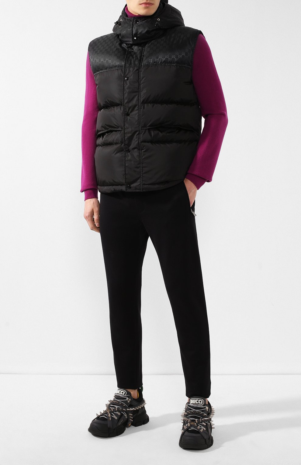 Пуховый жилет GUCCI черного цвета по цене 206500 руб., арт. 546333/Z4218, фото 2 Пуховый жилет GUCCI, арт. 546333/Z4218, фото 2