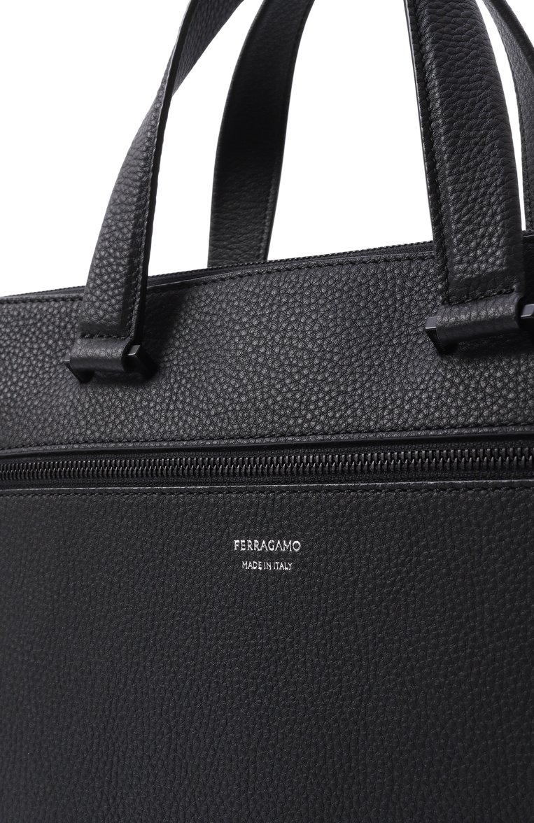 Мужской портфель FERRAGAMO черного цвета, арт. 240133/740811 | Фото 3 (Материал сплава: Проставлено; Ремень/цепочка: На ремешке; Материал: Натуральная кожа; Размер: large; Драгоценные камни: Проставлено; Сумки-технические: Портфели)