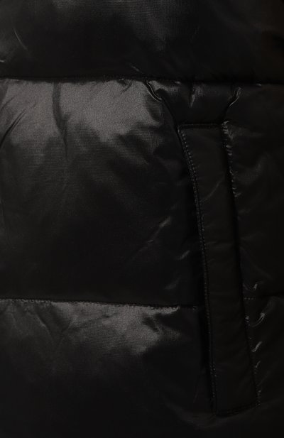 Утепленный жилет HINNOMINATE черного цвета по цене 39100 руб., арт. HNM332, фото 5 Утепленный жилет HINNOMINATE, арт. HNM332, фото 5