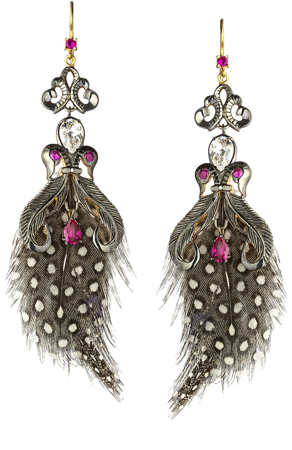 Серьги colibri tail mono QUEENSBEE золотого цвета по цене 68200 руб., арт. 202090, фото 1 Серьги colibri tail mono QUEENSBEE, арт. 202090, фото 1