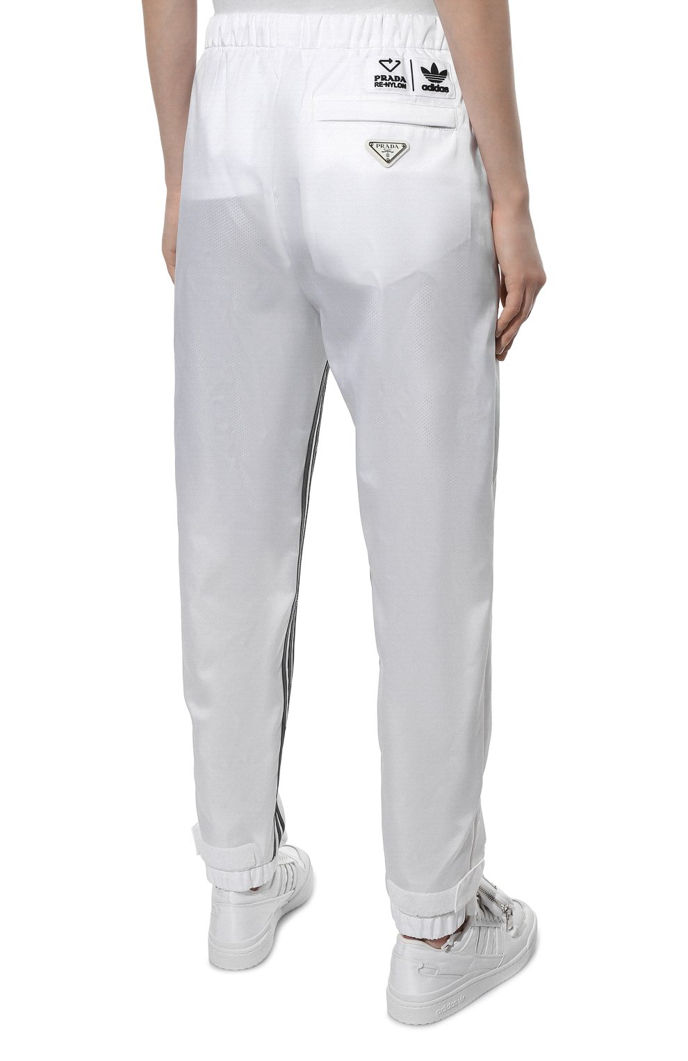 Брюки adidas for prada re-nylon PRADA белого цвета по цене 105000 руб., арт. SPH155-1WQ8-F0AA1-212, фото 4 Брюки adidas for prada re-nylon PRADA, арт. SPH155-1WQ8-F0AA1-212, фото 4
