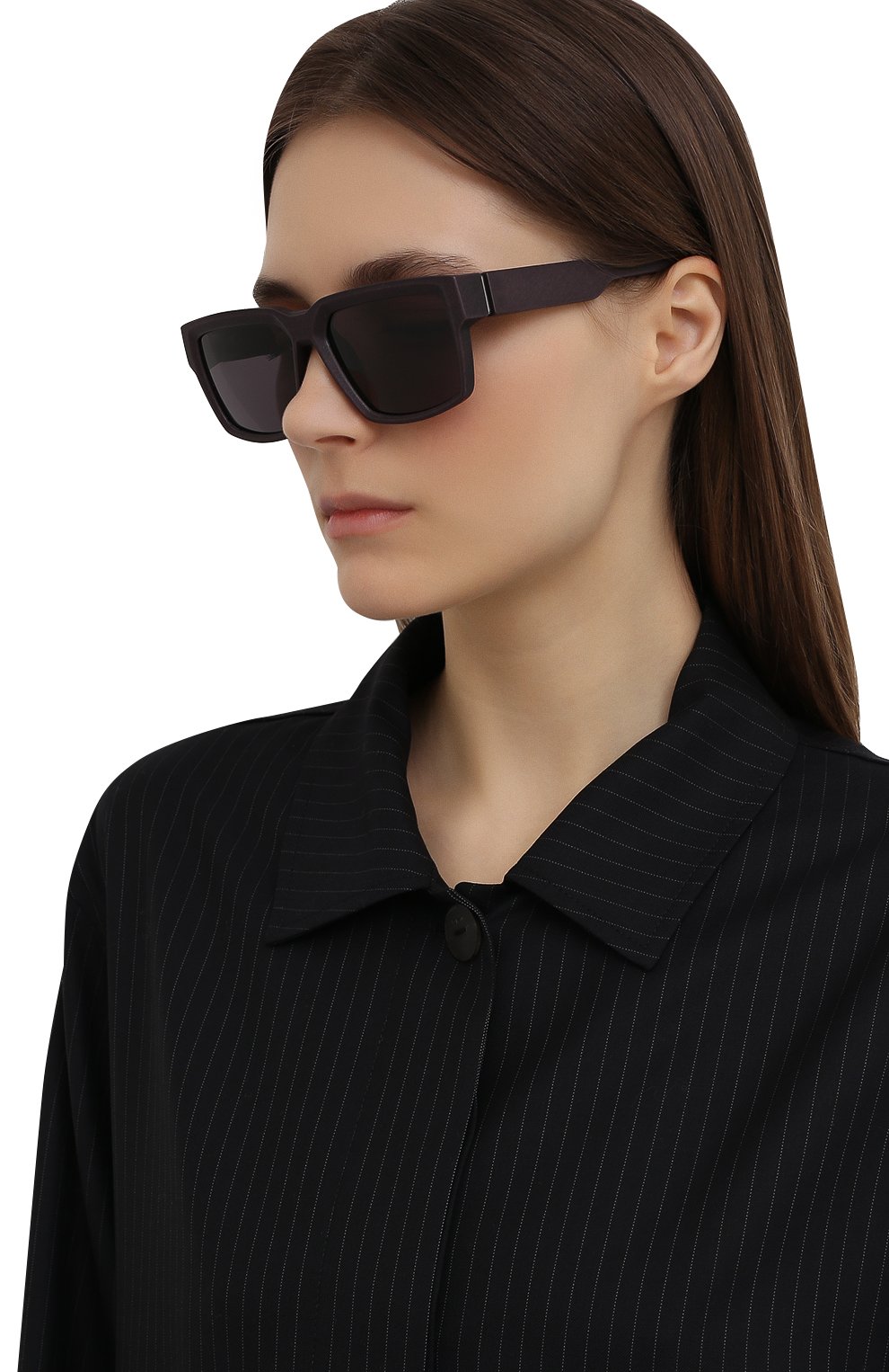 Солнцезащитные очки MYKITA MYLON темно-коричневого цвета по цене 59950 руб., арт. MUSK/SLATE GREY/C00LGREY S0LID 347, фото 2 Солнцезащитные очки MYKITA MYLON, арт. MUSK/SLATE GREY/C00LGREY S0LID 347, фото 2