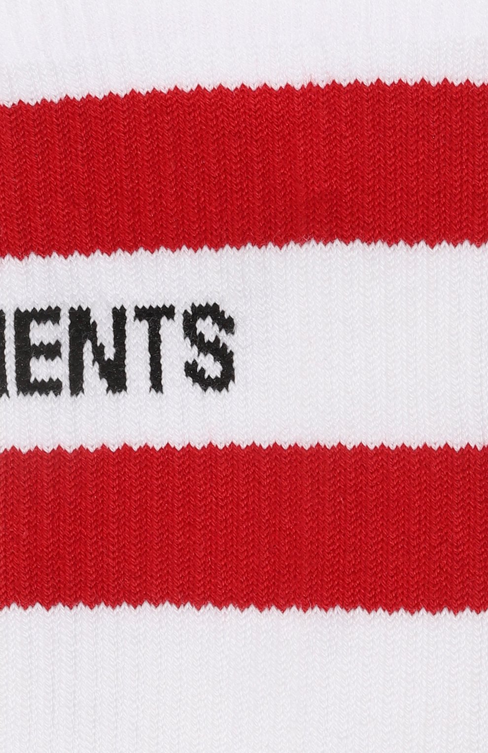 Хлопковые носки VETEMENTS белого цвета по цене 15200 руб., арт. UE63S0100W, фото 2 Хлопковые носки VETEMENTS, арт. UE63S0100W, фото 2