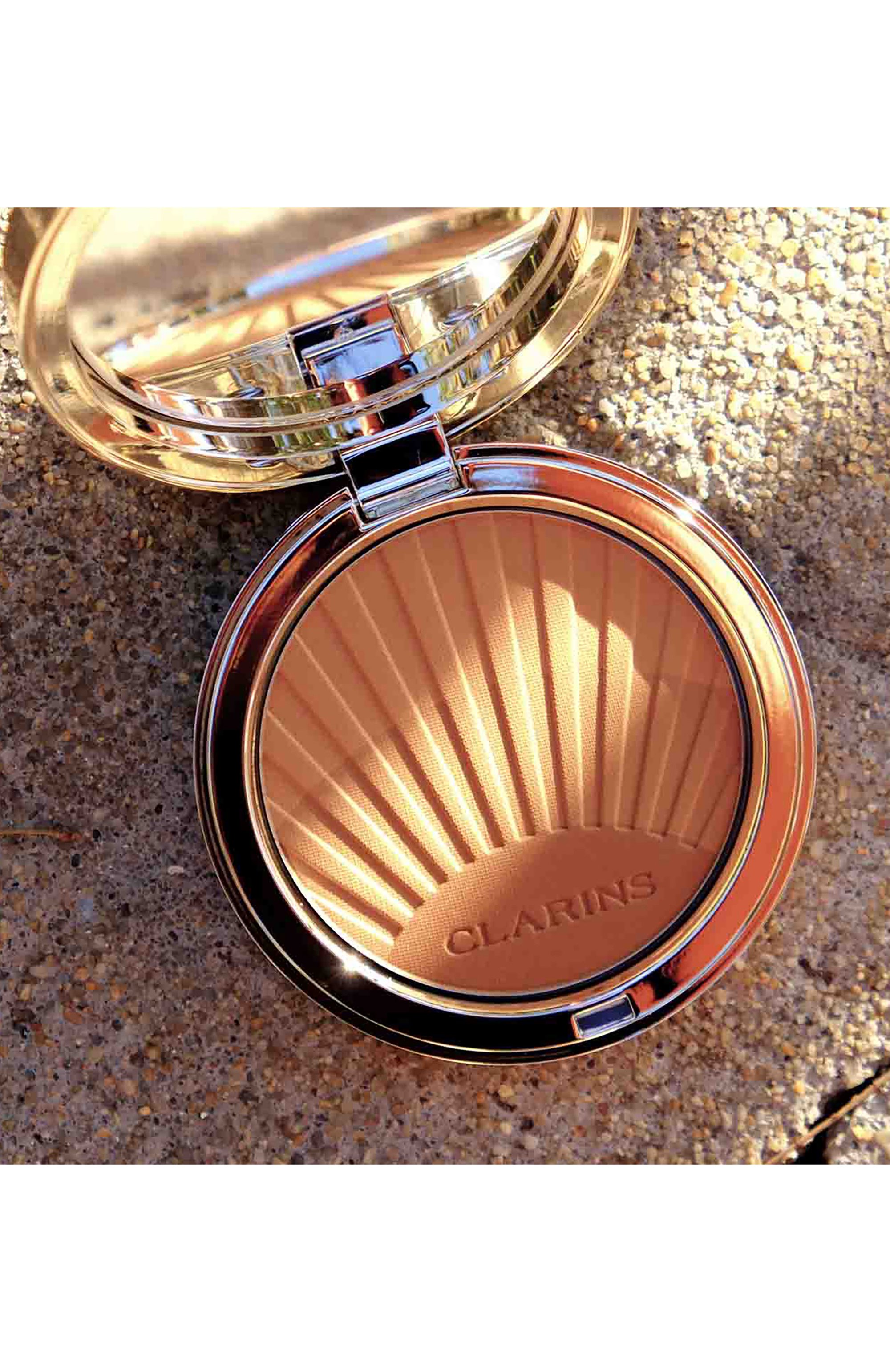 Бронзирующая пудра summer collection, оттенок sunkissed (10g) CLARINS, арт. 80116293, фото 6
