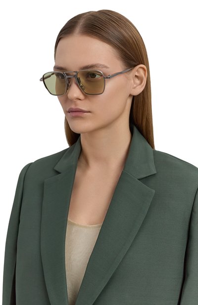 Солнцезащитные очки MOVITRA зеленого цвета по цене 97000 руб., арт. APEX 07-C2, фото 3 Солнцезащитные очки MOVITRA, арт. APEX 07-C2, фото 3