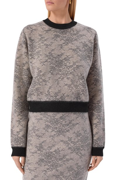 Шерстяной пуловер NINA RICCI серого цвета по цене 141500 руб., арт. 25AMPU009/ML0584, фото 3 Шерстяной пуловер NINA RICCI, арт. 25AMPU009/ML0584, фото 3