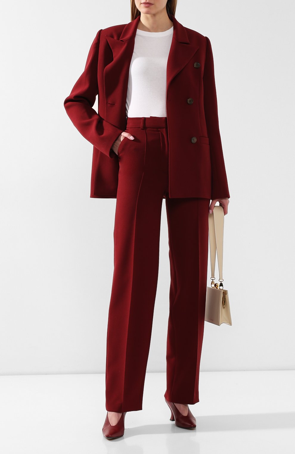 Брюки со стрелками LESYANEBO бордового цвета по цене 20800 руб., арт. FW19/Н-157, фото 2 Брюки со стрелками LESYANEBO, арт. FW19/Н-157, фото 2